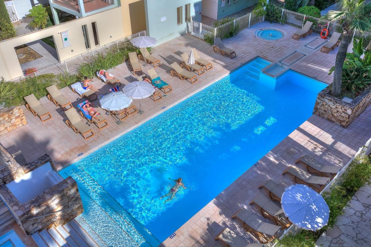 Penthouse Vue Mer Avec Rooftop,Jacuzzi,Et Parking Prive อองทีบส์ ภายนอก รูปภาพ