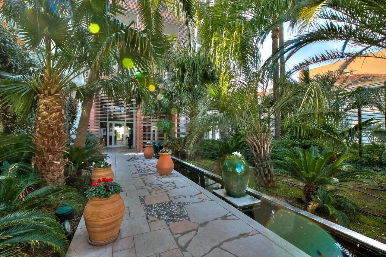 Penthouse Vue Mer Avec Rooftop,Jacuzzi,Et Parking Prive อองทีบส์ ภายนอก รูปภาพ